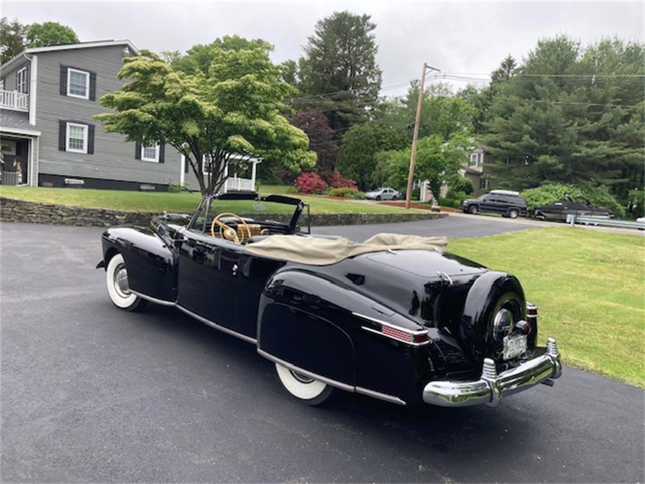 Lincoln-Continental-convertible-1942-Black-Black-10