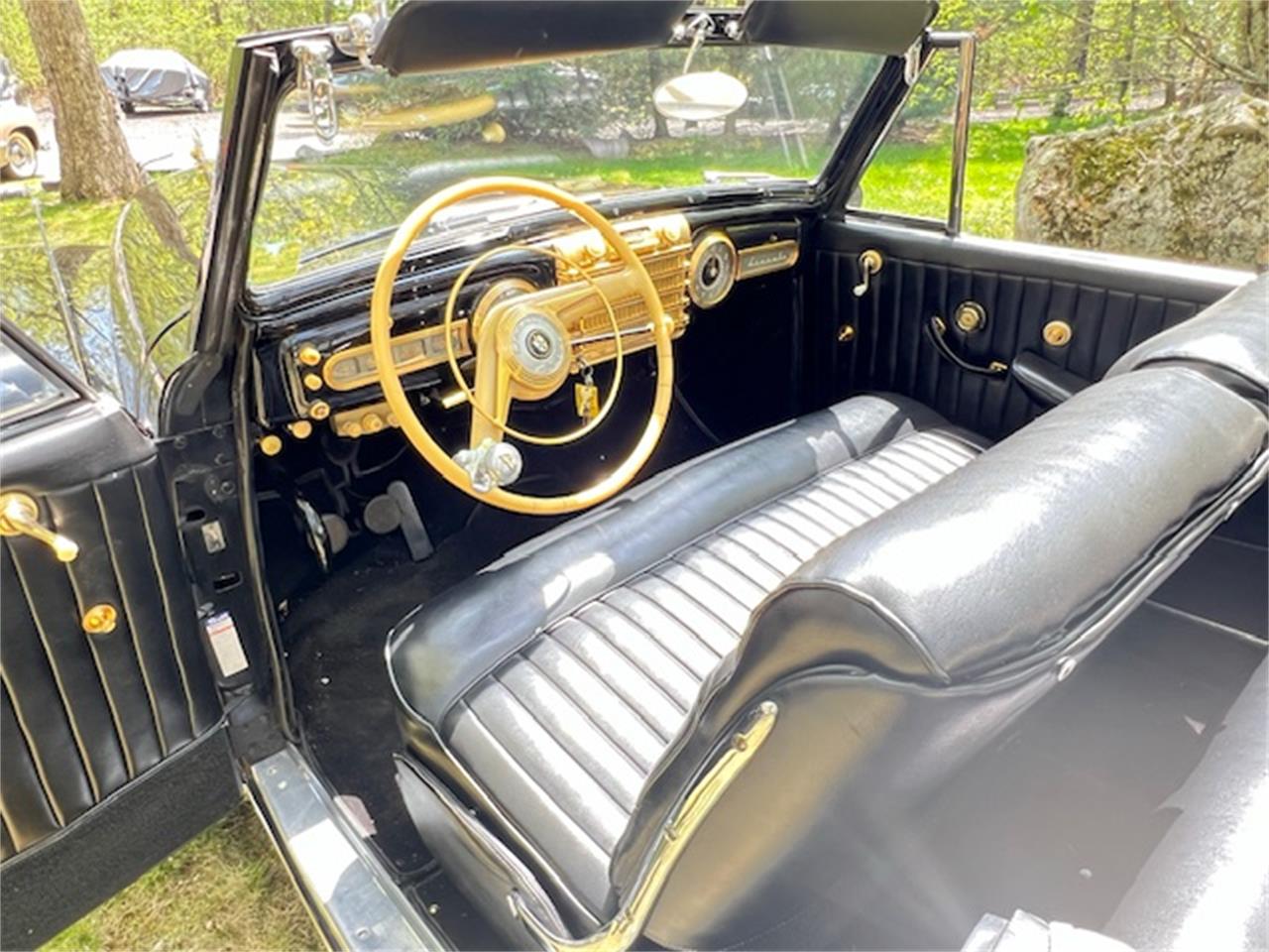 Lincoln-Continental-convertible-1942-Black-Black-15