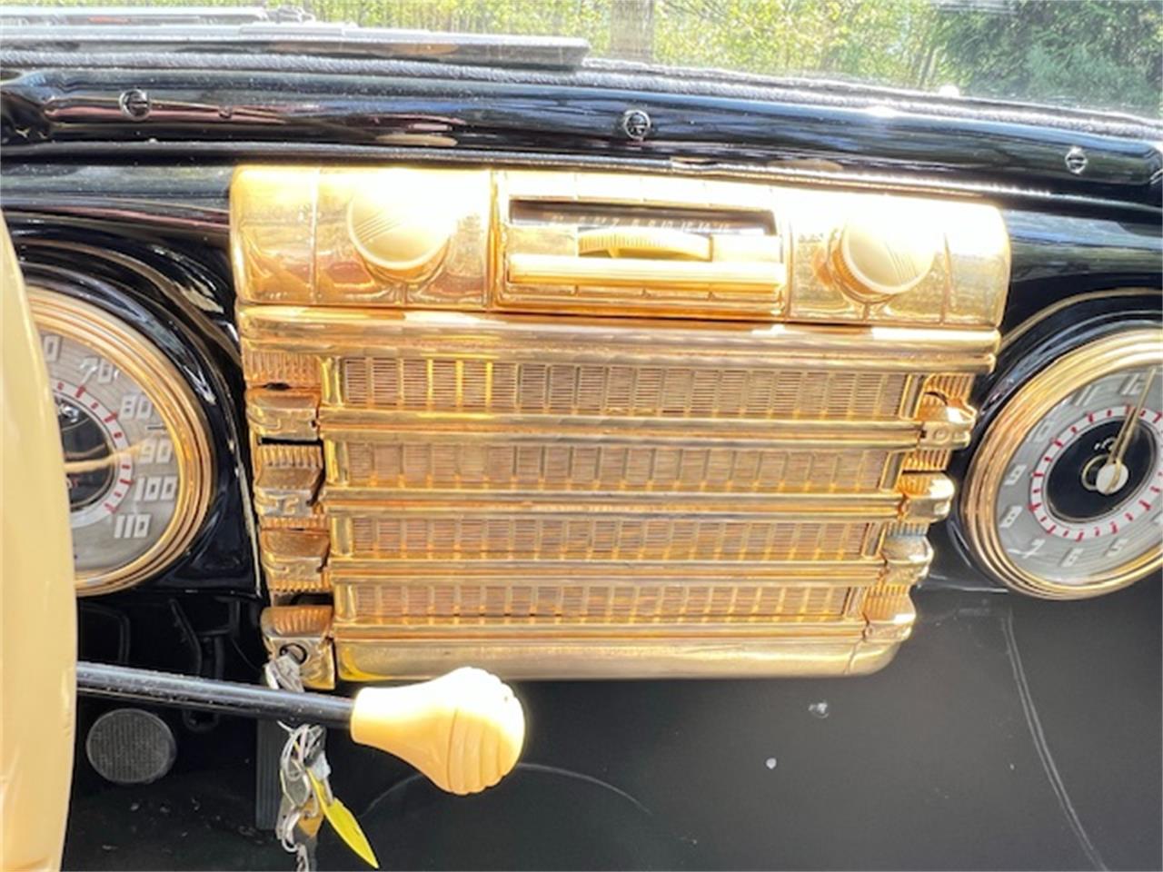 Lincoln-Continental-convertible-1942-Black-Black-23