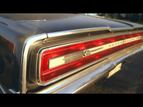Lincoln-Continental-convertible-1966-BLACK-RED-1