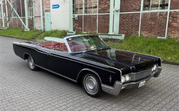 Lincoln-Continental-convertible-1966-BLACK-RED-19