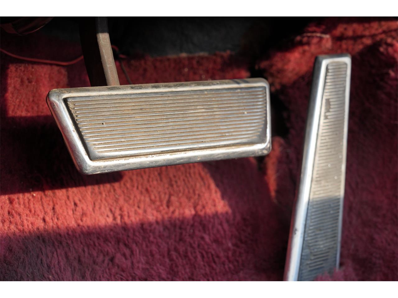 Lincoln-Continental-convertible-1966-BLACK-RED-29