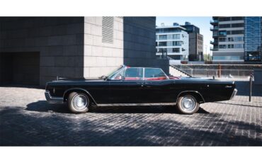 Lincoln-Continental-convertible-1966-BLACK-RED-36