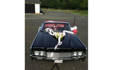 Lincoln-Continental-convertible-1966-BLACK-RED-40
