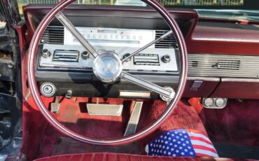 Lincoln-Continental-convertible-1966-BLACK-RED-51