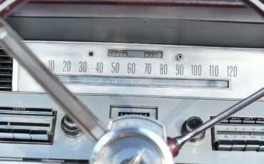 Lincoln-Continental-convertible-1966-BLACK-RED-52