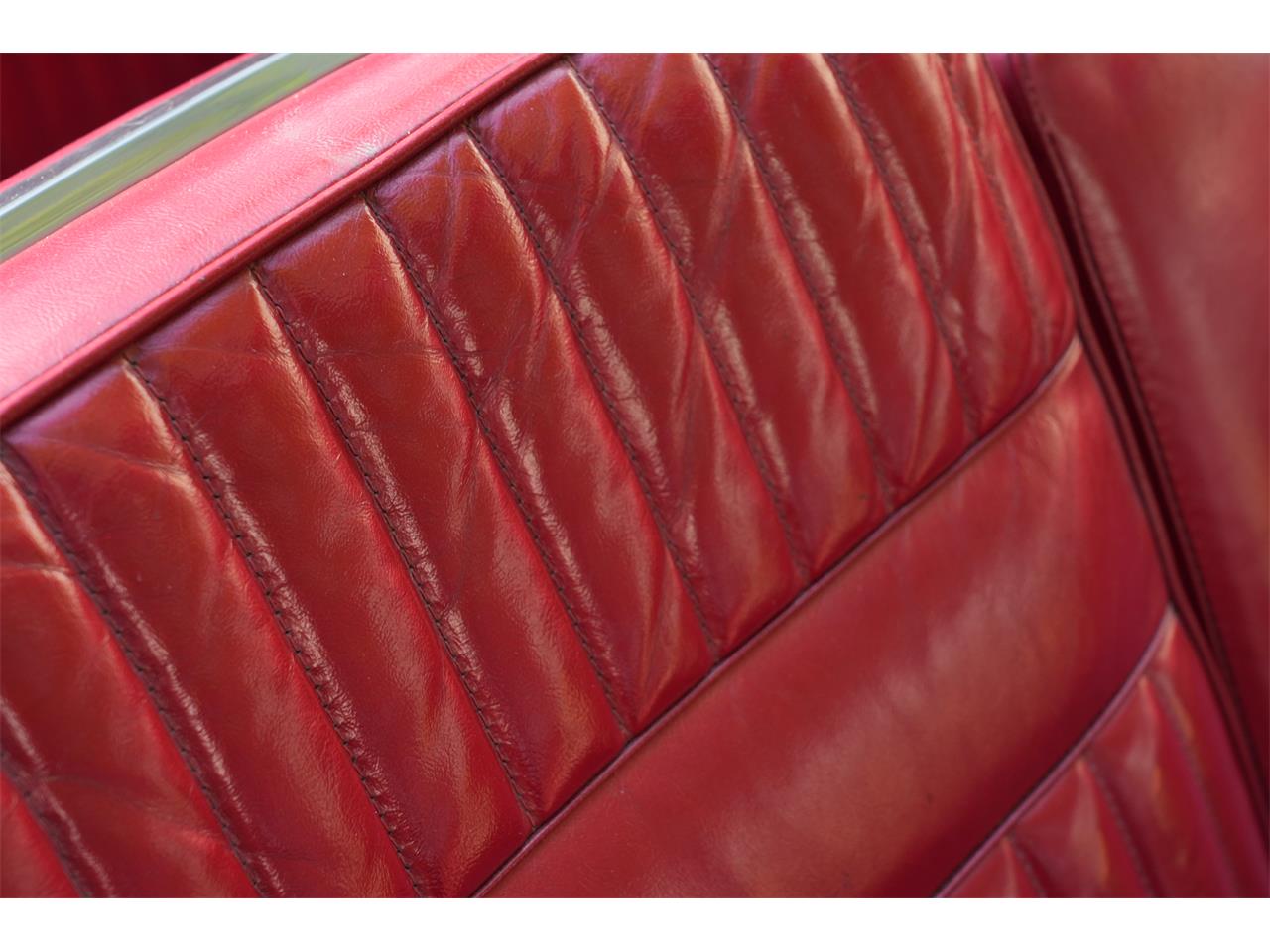 Lincoln-Continental-convertible-1966-BLACK-RED-61