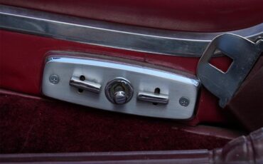 Lincoln-Continental-convertible-1966-BLACK-RED-66