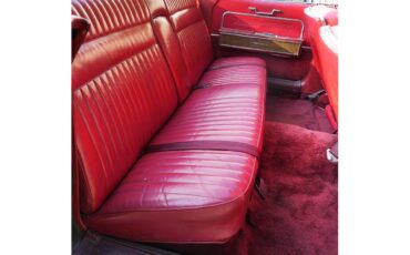 Lincoln-Continental-convertible-1966-BLACK-RED-9