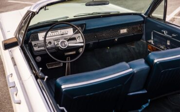 Lincoln-Continental-convertible-1966-CreamOff-White-Blue-13