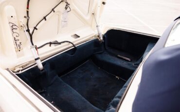 Lincoln-Continental-convertible-1966-CreamOff-White-Blue-19