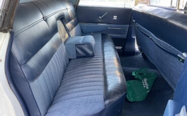 Lincoln-Continental-mark-iii-1958-White-Blue-15