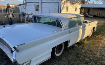 Lincoln-Continental-mark-iii-1958-White-Blue
