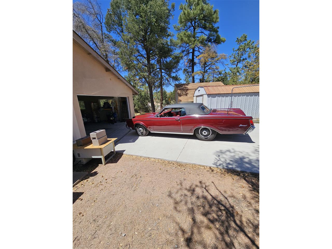 Lincoln-Continental-mark-iii-1969-Maroon-Maroon-2