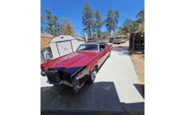 Lincoln-Continental-mark-iii-1969-Maroon-Maroon