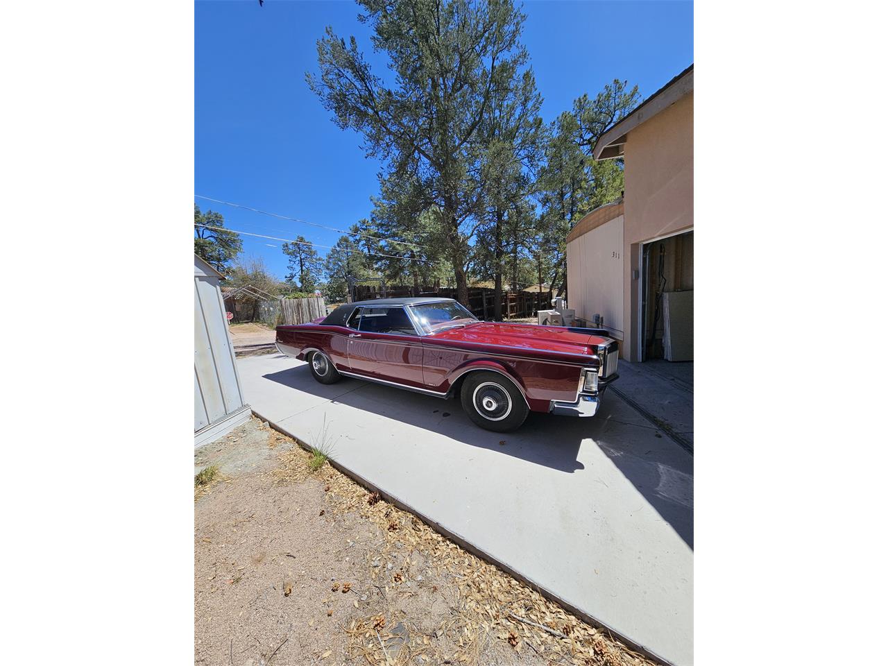 Lincoln-Continental-mark-iii-1969-Maroon-Maroon-4