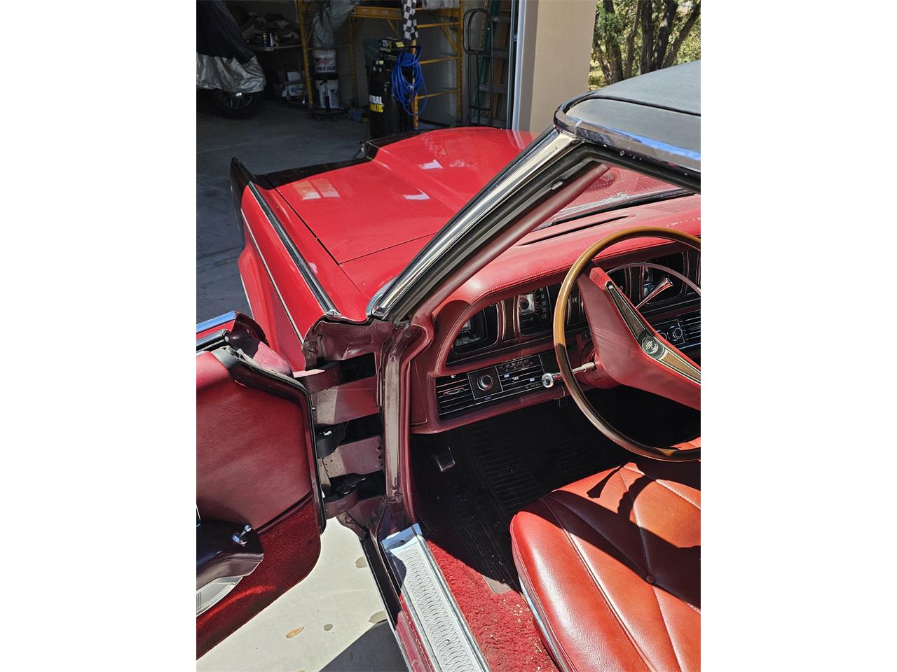 Lincoln-Continental-mark-iii-1969-Maroon-Maroon-8
