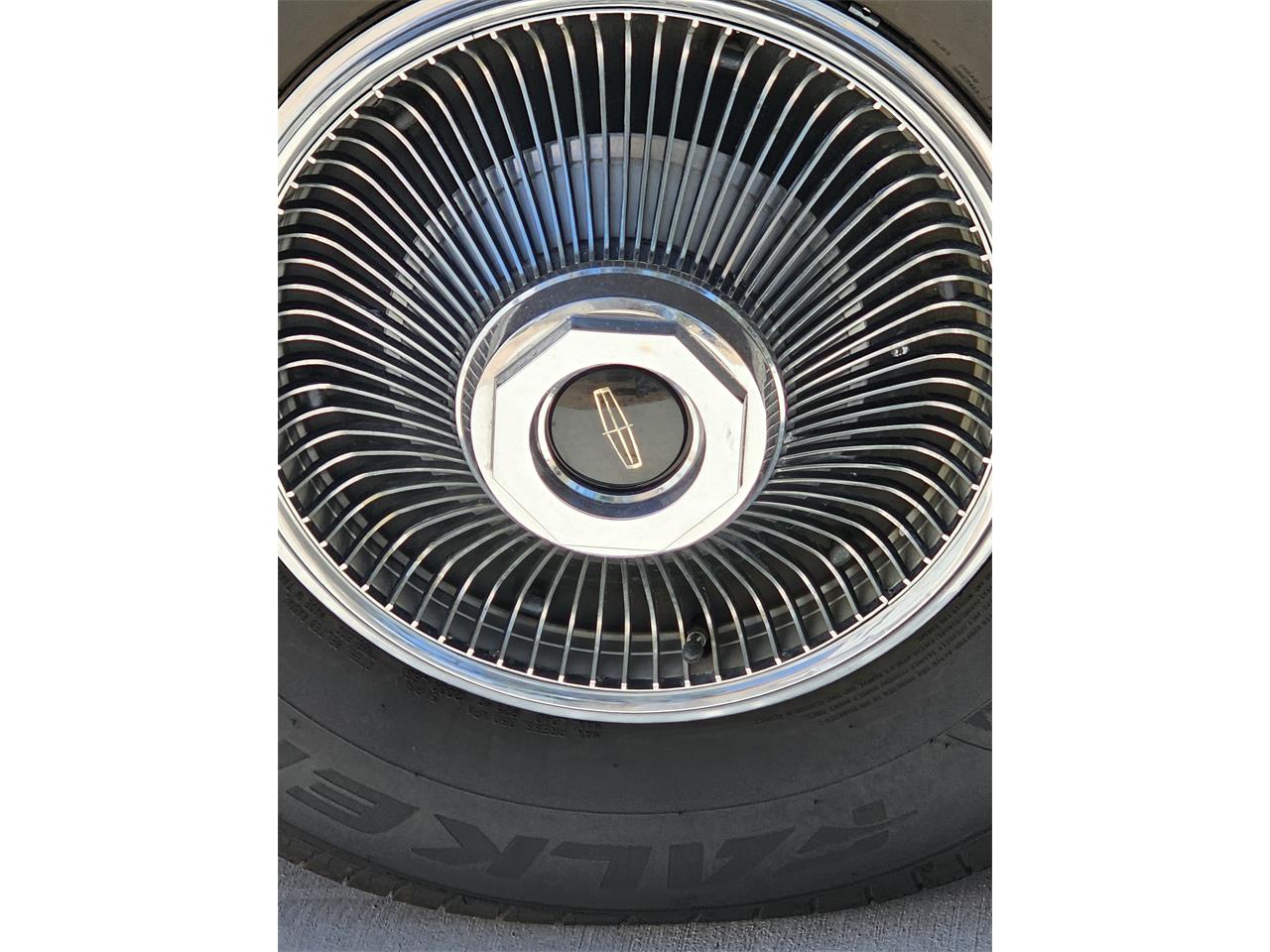 Lincoln-Continental-mark-iii-1969-Maroon-Maroon-9
