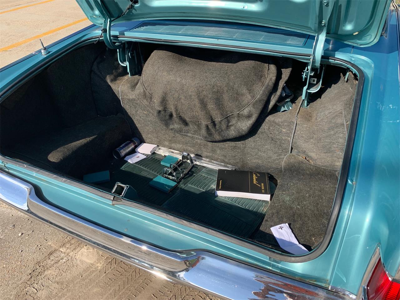 Lincoln-Continental-mark-iii-1969-Medium-Aqua-Medium-Aqua-12