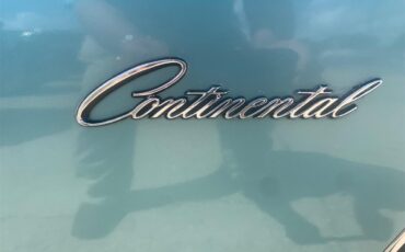 Lincoln-Continental-mark-iii-1969-Medium-Aqua-Medium-Aqua-13
