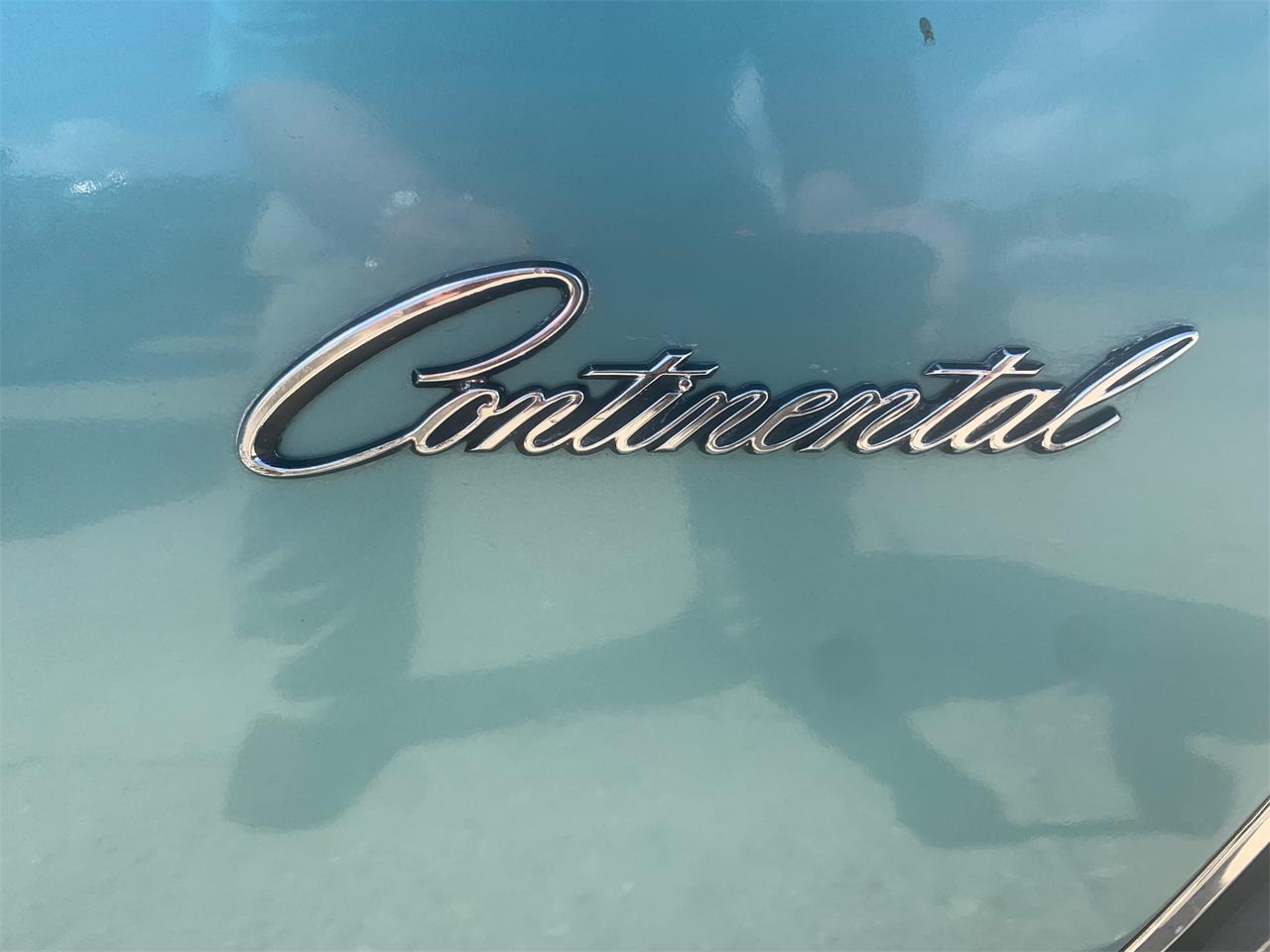 Lincoln-Continental-mark-iii-1969-Medium-Aqua-Medium-Aqua-13