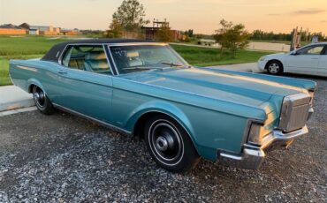 Lincoln-Continental-mark-iii-1969-Medium-Aqua-Medium-Aqua-4