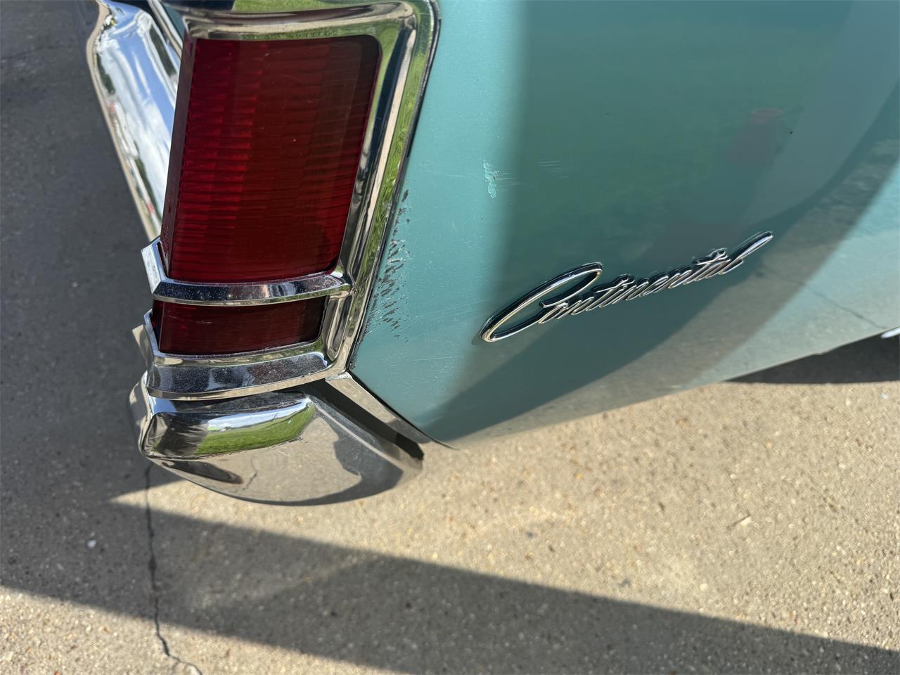 Lincoln-Continental-mark-iii-1969-Medium-Aqua-Medium-Aqua-9