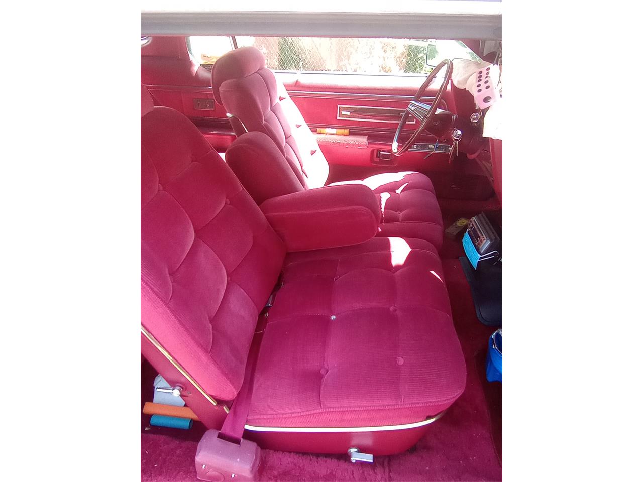 Lincoln-Continental-mark-iv-1973-Silver-Moon-Dust-RedMaroon-49