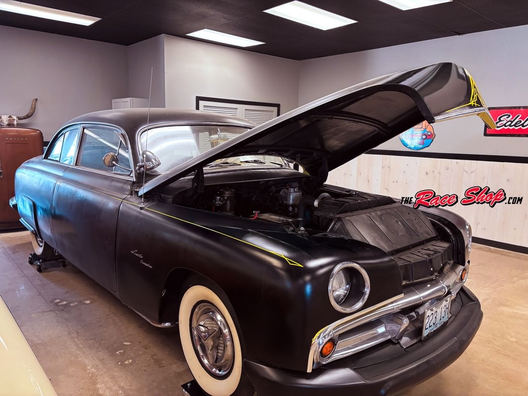 Lincoln-Cosmopolitan-1949-Coupe-1