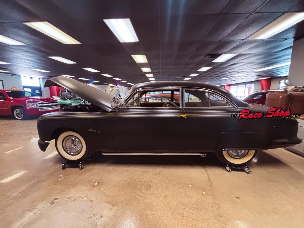 Lincoln-Cosmopolitan-1949-Coupe-6