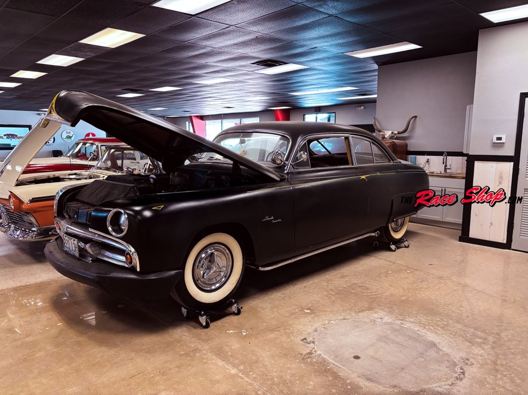 Lincoln-Cosmopolitan-1949-Coupe