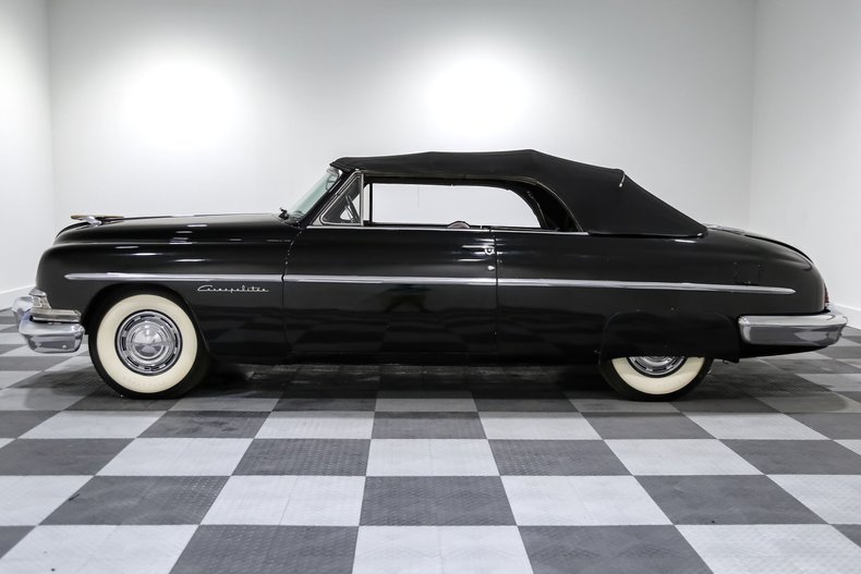 Lincoln-Cosmopolitan-1951-2