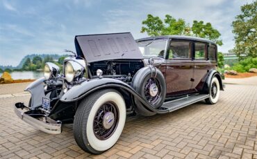 Lincoln-Limousine-1932-Dark-MaroonBlack-black-grey-23