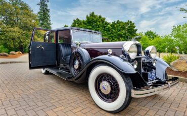 Lincoln-Limousine-1932-Dark-MaroonBlack-black-grey-25
