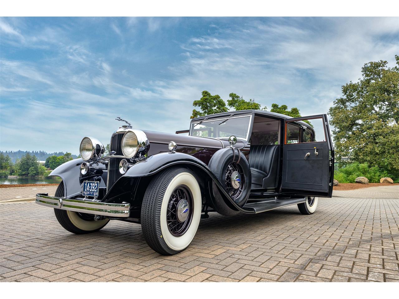 Lincoln-Limousine-1932-Dark-MaroonBlack-black-grey-26