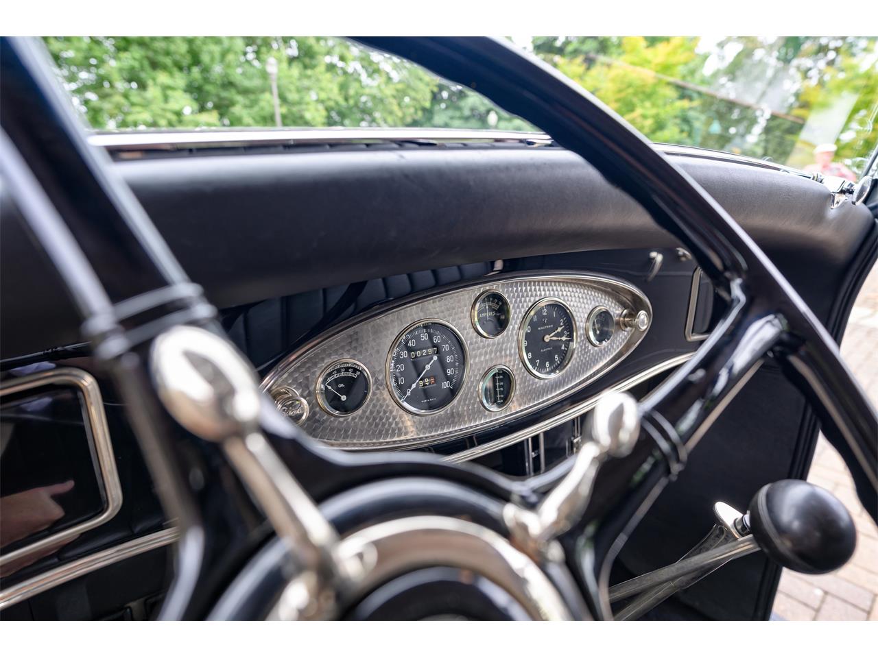 Lincoln-Limousine-1932-Dark-MaroonBlack-black-grey-27