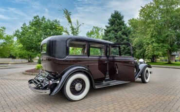Lincoln-Limousine-1932-Dark-MaroonBlack-black-grey-29