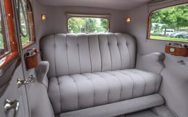 Lincoln-Limousine-1932-Dark-MaroonBlack-black-grey-41
