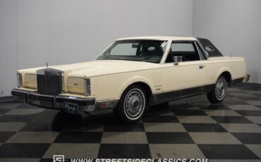 Lincoln-Mark-Series-1982-Coupe-7