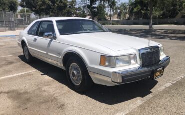 Lincoln-Mark-Series-1989-Coupe-2