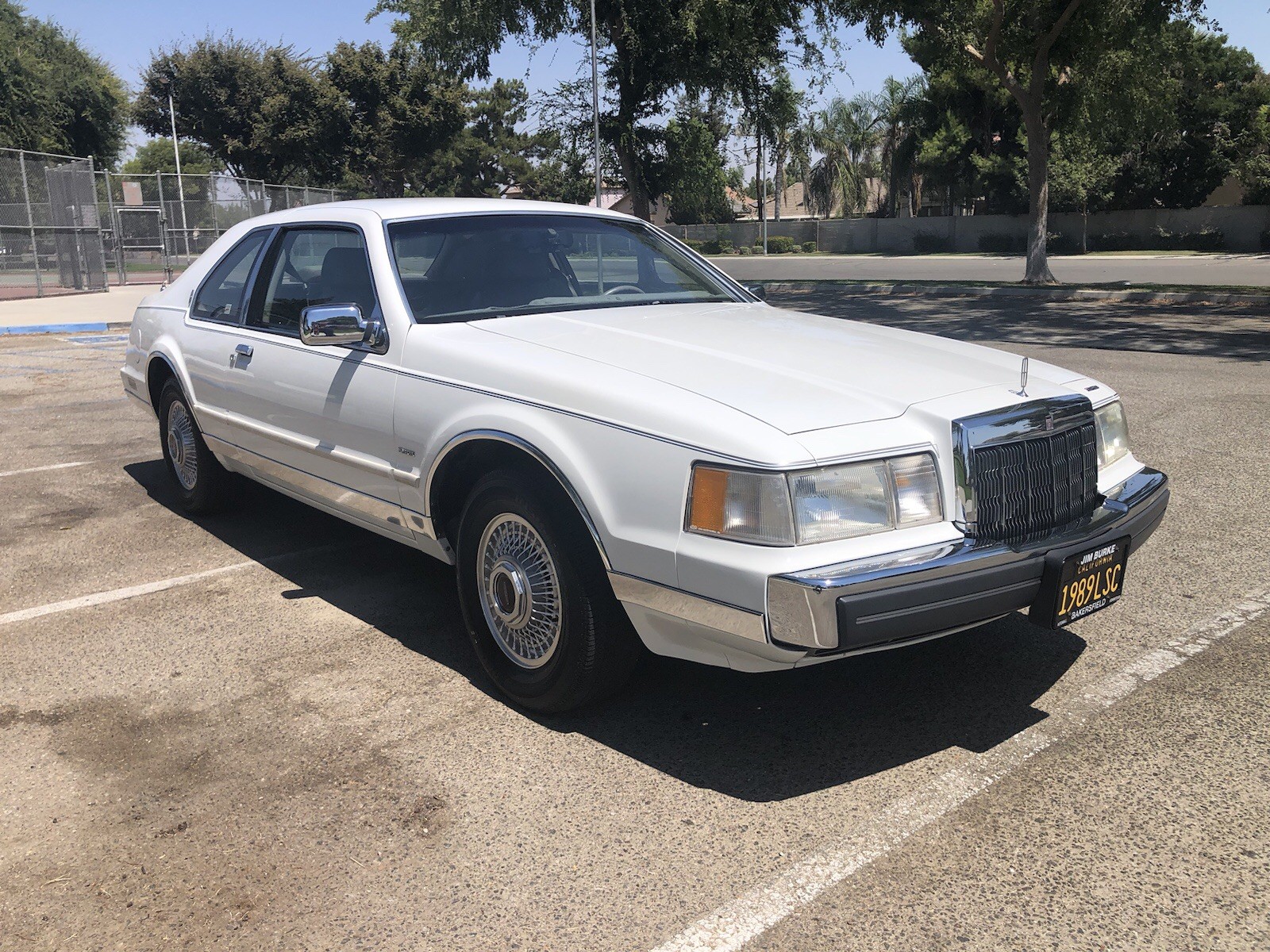 Lincoln-Mark-Series-1989-Coupe-2