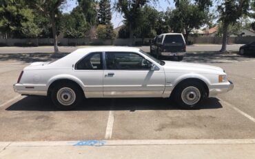 Lincoln-Mark-Series-1989-Coupe-3