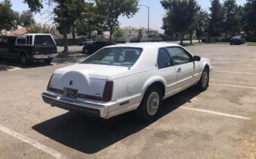 Lincoln-Mark-Series-1989-Coupe-4
