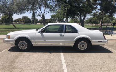 Lincoln-Mark-Series-1989-Coupe-7