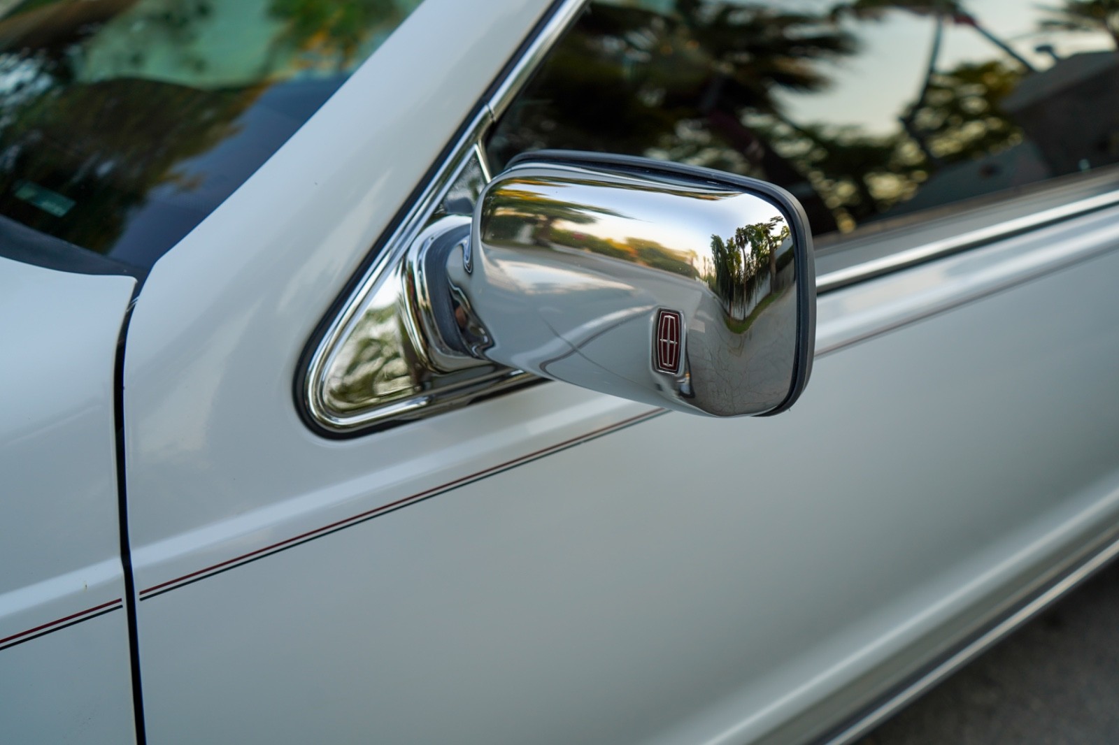 Lincoln-Mark-Series-1990-Coupe-12