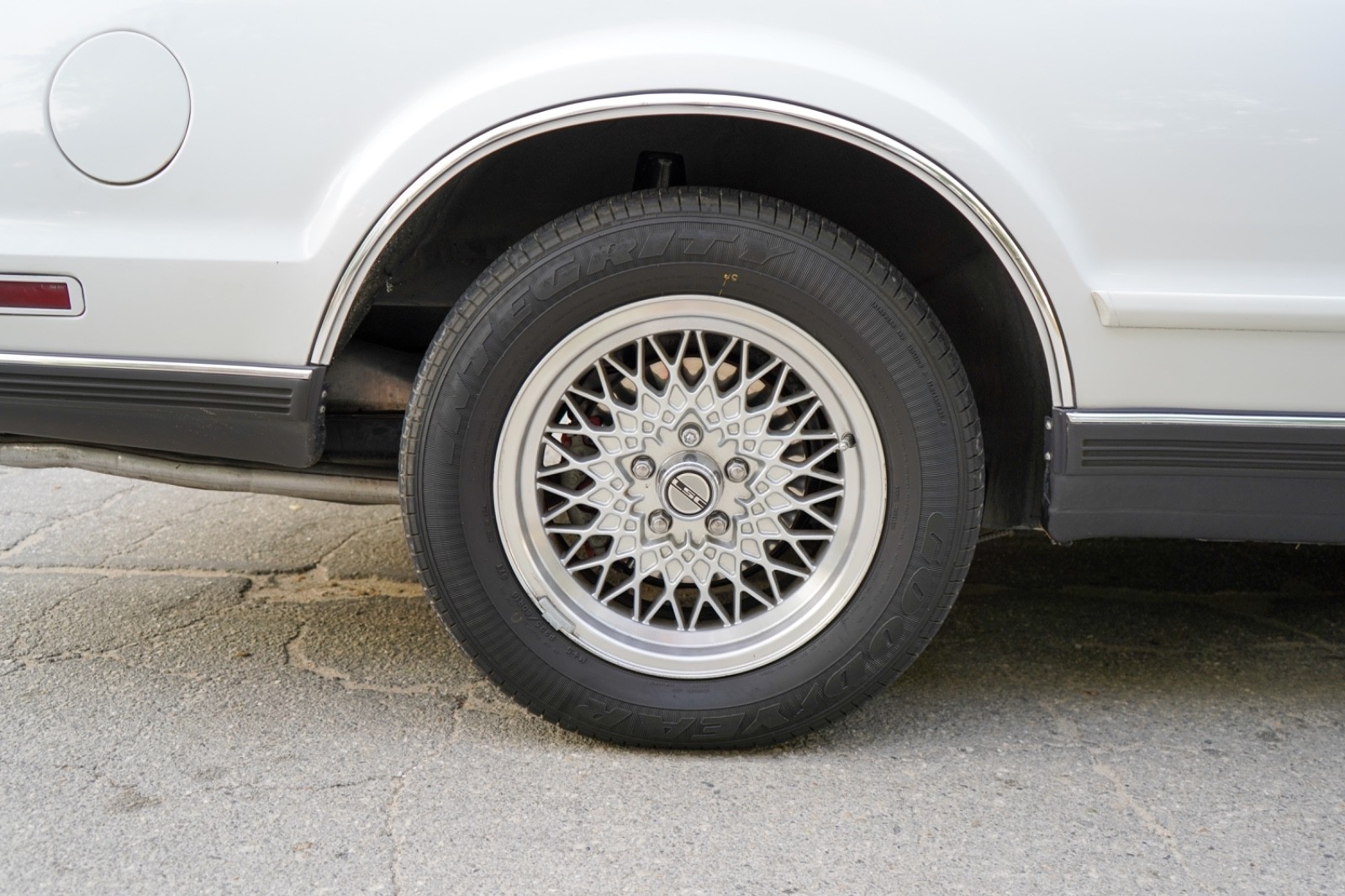 Lincoln-Mark-Series-1990-Coupe-5
