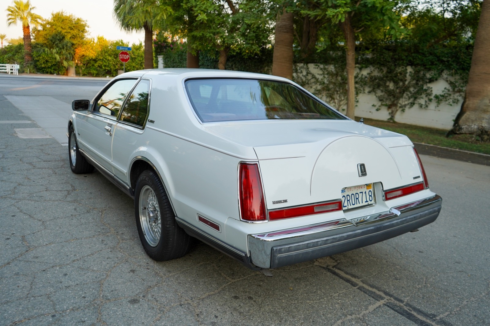 Lincoln-Mark-Series-1990-Coupe-8