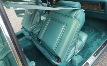 Lincoln-Mark-V-1979-Coupe-28