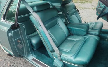 Lincoln-Mark-V-1979-Coupe-31
