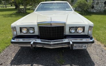 Lincoln-Mark-V-1979-Coupe-7